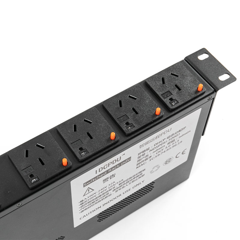 8 Çıkışlı Yatay TCP/IP Sensör Kesici eco Smart Rack Pdu 1U